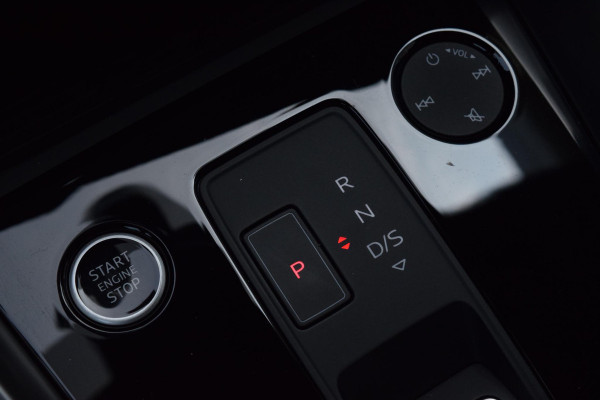 Audi A3 Sportback 30 TFSI edition one|S-Line|18"|Cam.|Elektr.klep