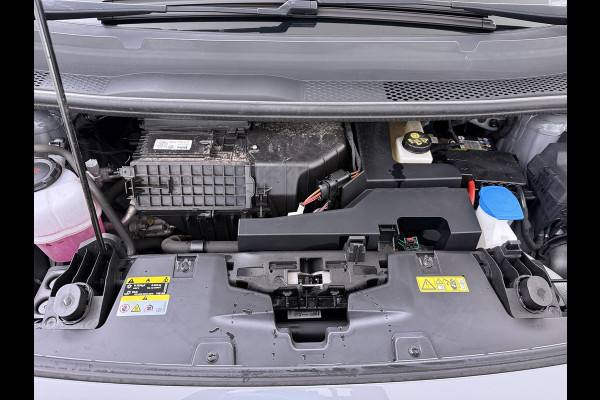 Volkswagen ID.3 First Plus 62kWh Navi-Pro Adap.Cruise Camera Matrix led 19" Ecc Apple Carplay Android Auto SOH 86% Stoel+Stuurverwarming Lmv Privacy Glas Keyless Rijstrooksensor 1e Eigenaar Origineel Nederlandse Auto