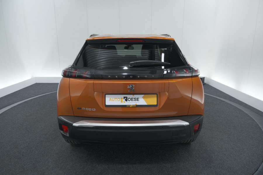 Peugeot e-2008 EV Allure Pack 50 kWh | 3 Fase Laadfunctie | Parkeersensoren | Apple Carplay | Climate Control