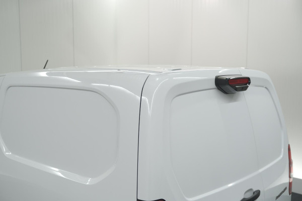 Peugeot Partner 1.5 BlueHDi 100 S&S L1 | Trekhaak | Camera | Dodehoekdetectie | Laadruimte-Pakket