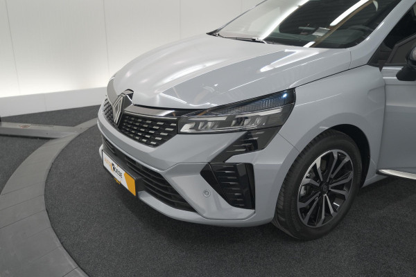 Renault Clio 1.6 E-Tech Full Hybrid 145 techno | 360 Camera | Adaptieve Cruise Control | Dodehoekdetectie | 9.3 Inch Groot Scherm