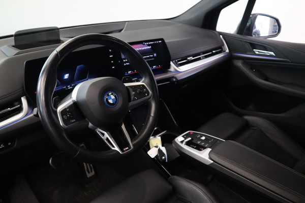 BMW 2 Serie Active Tourer M-Sport 225e xDrive HUD Keyless Go/Start 360 camera LED 24 maanden garantie mogelijk (*vraag naar de voorwaarden)