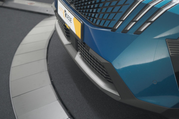 Peugeot 5008 1.2 Hybrid 136 GT | 360 Camera | Panoramadak | Elektrische Kofferklep | Winterpakket