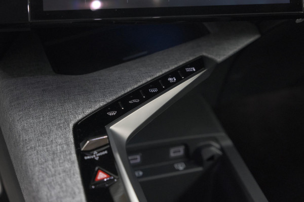 Peugeot 5008 1.2 Hybrid 136 GT | 360 Camera | Panoramadak | Elektrische Kofferklep | Winterpakket