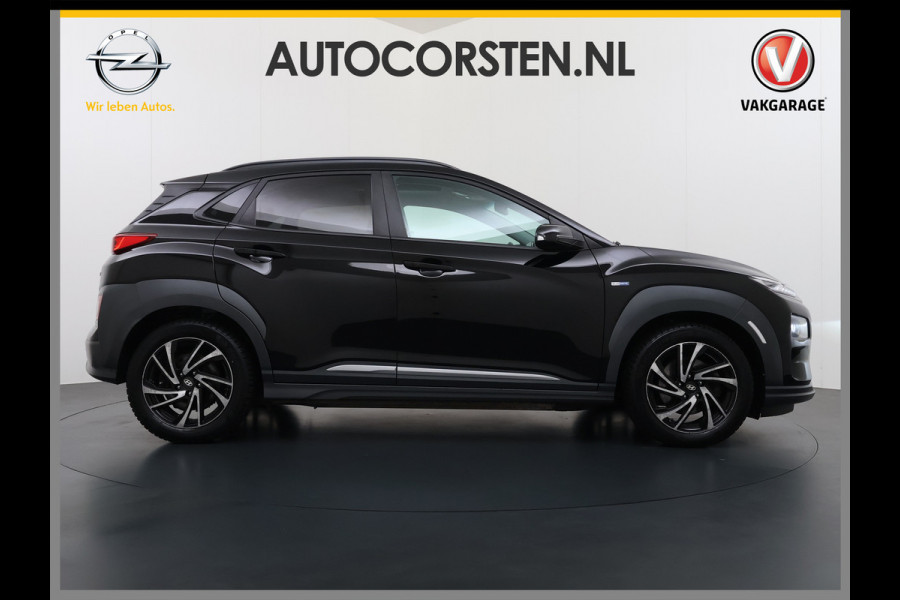 Hyundai Kona EV 64kWh 204pk SOH 100% Premium Schuif-/Kanteldak Leer Warmtepomp Head-Up Display Apple Carplay Android Navi Camera Elektr.Stoel Pdc Subwoofer Bluetooth Dodehoek detector Privacy Glas Rijstrooksensor 1e Eigenaar Origineel Nederlandse Auto Volledig Dealeronderhouden