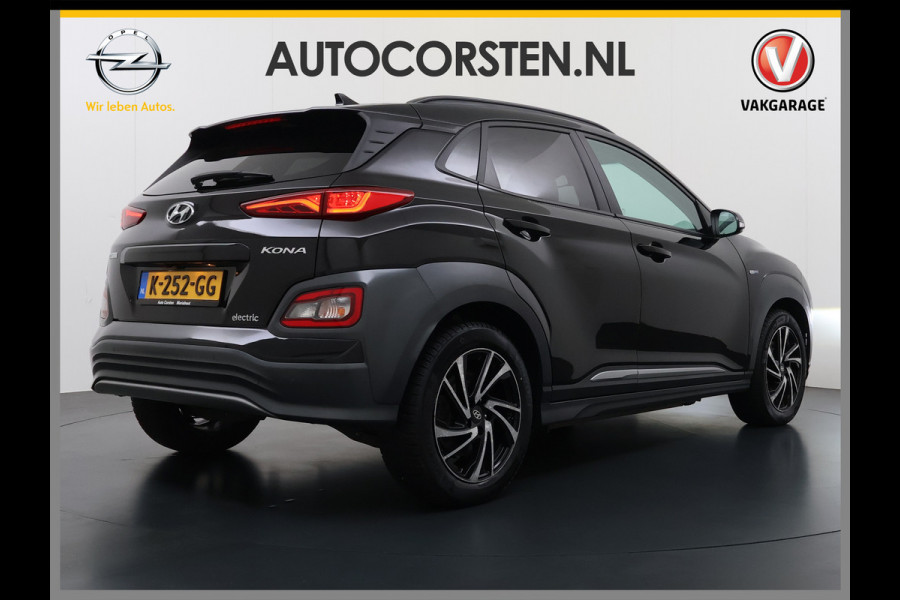 Hyundai Kona EV 64kWh 204pk SOH 100% Premium Schuif-/Kanteldak Leer Warmtepomp Head-Up Display Apple Carplay Android Navi Camera Elektr.Stoel Pdc Subwoofer Bluetooth Dodehoek detector Privacy Glas Rijstrooksensor 1e Eigenaar Origineel Nederlandse Auto Volledig Dealeronderhouden