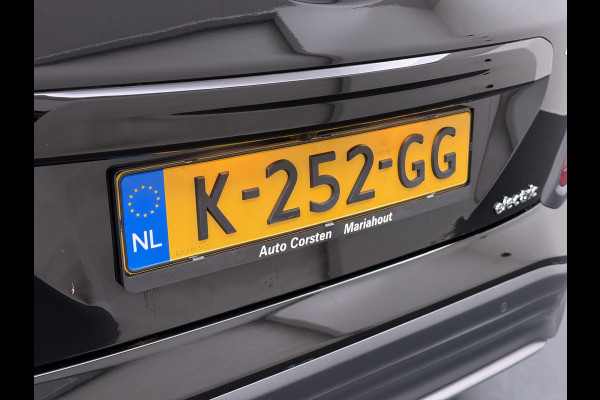 Hyundai Kona EV 64kWh 204pk SOH 100% Premium Schuif-/Kanteldak Leer Warmtepomp Head-Up Display Apple Carplay Android Navi Camera Elektr.Stoel Pdc Subwoofer Bluetooth Dodehoek detector Privacy Glas Rijstrooksensor 1e Eigenaar Origineel Nederlandse Auto Volledig Dealeronderhouden