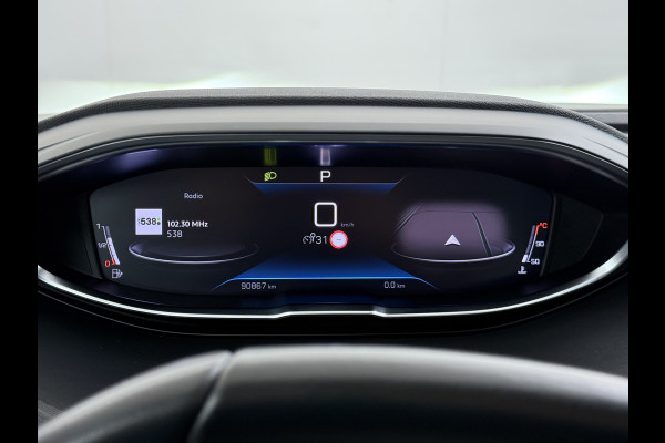 Peugeot 5008 1.2T 131PK Automaat 7-Persoons Navi Ecc 360°Camera Apple Carplay Android Auto Cruise Control Active Pack Business LMV Pdc Bluetooth Isofix Led Verkeersbord detectie Licht-Regensensor Origineel Nederlandse Auto