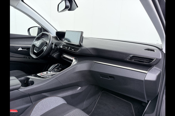 Peugeot 5008 1.2T 131PK Automaat 7-Persoons Navi Ecc 360°Camera Apple Carplay Android Auto Cruise Control Active Pack Business LMV Pdc Bluetooth Isofix Led Verkeersbord detectie Licht-Regensensor Origineel Nederlandse Auto
