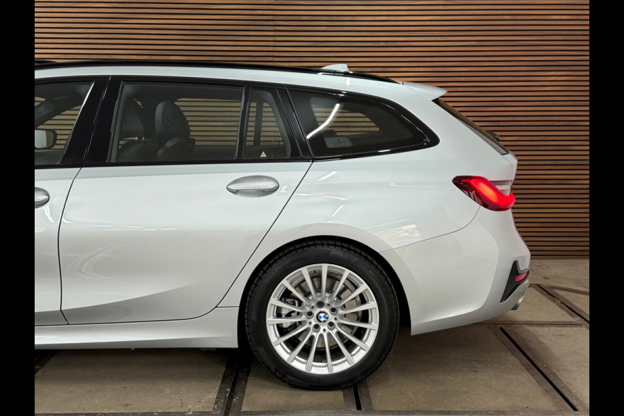 BMW 3 Serie Touring 320e Sportline | Pano | Leder | Laser | Shadow Line | Trekhaak elektr. | 18 inch | Stoelverwarming