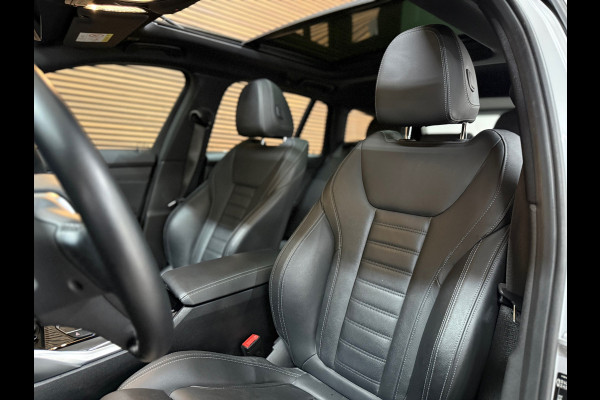 BMW 3 Serie Touring 320e Sportline | Pano | Leder | Laser | Shadow Line | Trekhaak elektr. | 18 inch | Stoelverwarming