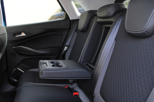 Opel Grandland X 1.6 Turbo Ultimate | Trekhaak | BLIS | Carplay | Navigatie | Trekhaak |