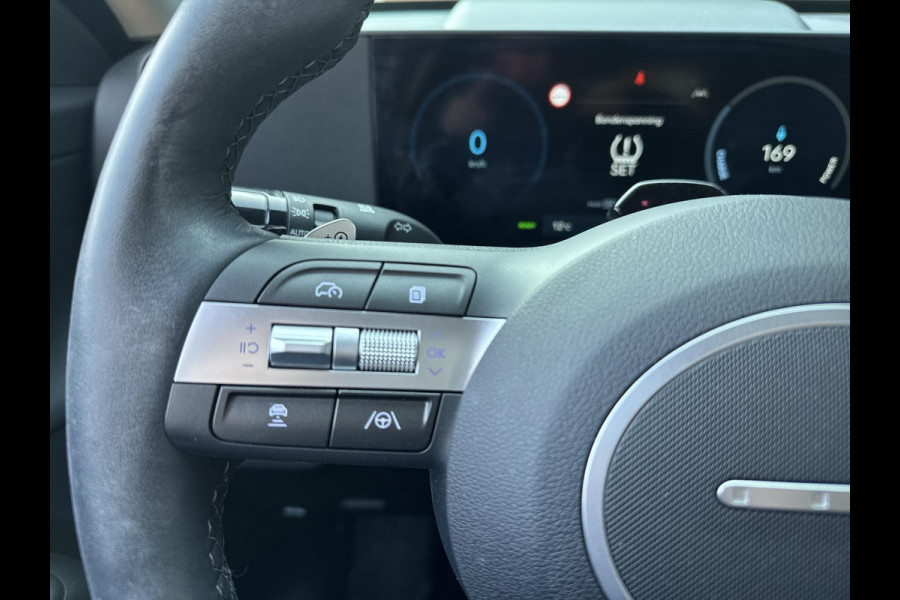Hyundai KONA ELECTRIC Premium 65.4 kWh Bose audio | Elektrische stoelen / Memory functie | 360 camera | Head-up display
