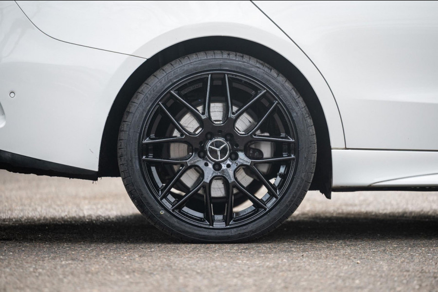 Mercedes-Benz C-Klasse Estate 300 e Luxury Line i phev I Leder I Carplay I Digital Light I AMG I Dealeronderhouden I