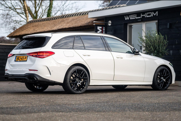 Mercedes-Benz C-Klasse Estate 300 e Luxury Line i phev I Leder I Carplay I Digital Light I AMG I Dealeronderhouden I