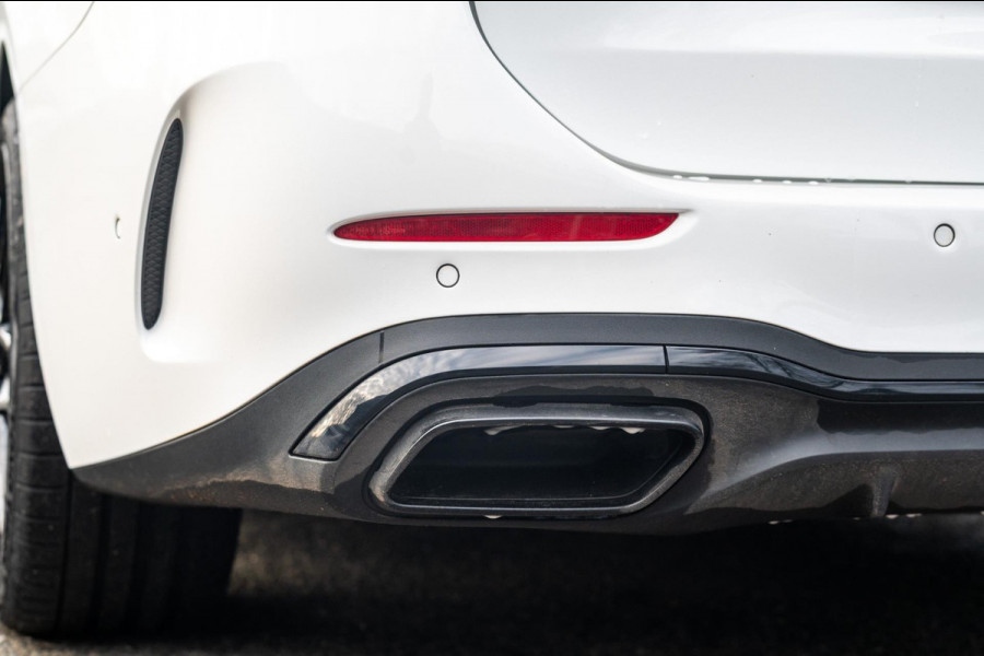 Mercedes-Benz C-Klasse Estate 300 e Luxury Line i phev I Leder I Carplay I Digital Light I AMG I Dealeronderhouden I