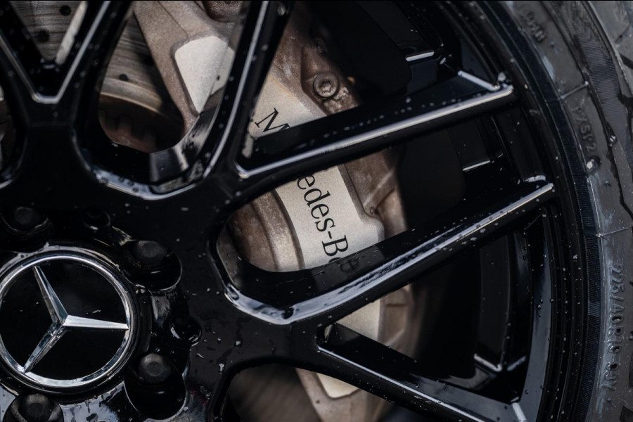 Mercedes-Benz C-Klasse Estate 300 e Luxury Line i phev I Leder I Carplay I Digital Light I AMG I Dealeronderhouden I