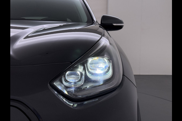 Kia e-Niro ExecutiveLine 64kWh SOH 100% Leder Warmtepomp Elek.Stoel+Memory JBL®-Audio Pdc Navi Ecc Camera Apple Carplay Android Auto Stoelverwarming+Koeling Stuurverwarming Lmv Privacy Glas DAB Vess Lane Assist Blind Spot Origineel Nederlandse Auto Dealeronderhouden