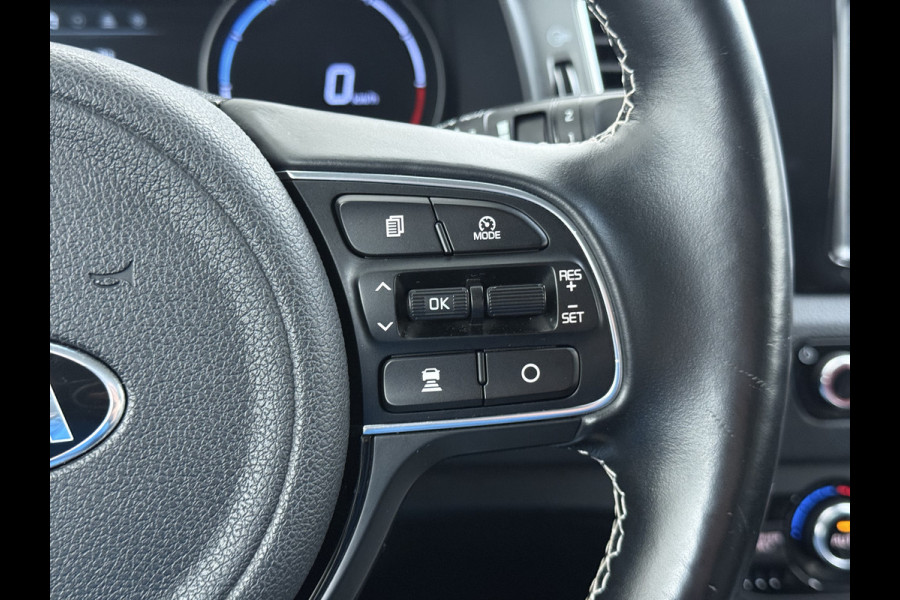 Kia e-Niro ExecutiveLine 64kWh SOH 100% Leder Warmtepomp Elek.Stoel+Memory JBL®-Audio Pdc Navi Ecc Camera Apple Carplay Android Auto Stoelverwarming+Koeling Stuurverwarming Lmv Privacy Glas DAB Vess Lane Assist Blind Spot Origineel Nederlandse Auto Dealeronderhouden