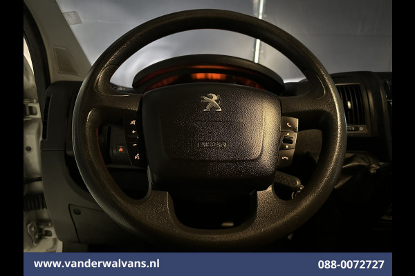 Peugeot Boxer 2.0 BlueHDI 130pk Pick up Dubbel Cabine Open laadbak Euro6 Airco | 7-Zits | Trekhaak | Navigatie