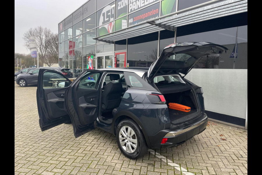 Peugeot 3008 1.2 PureTech Blue Lease Executive / camera