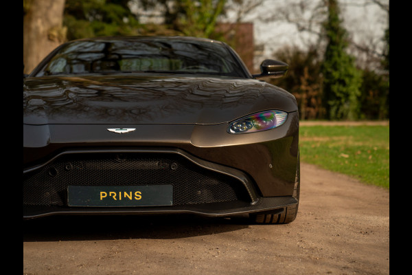 Aston Martin Vantage 4.0 V8 | Carbon pack ext + int | Véél alcantara | Kopi Bronze