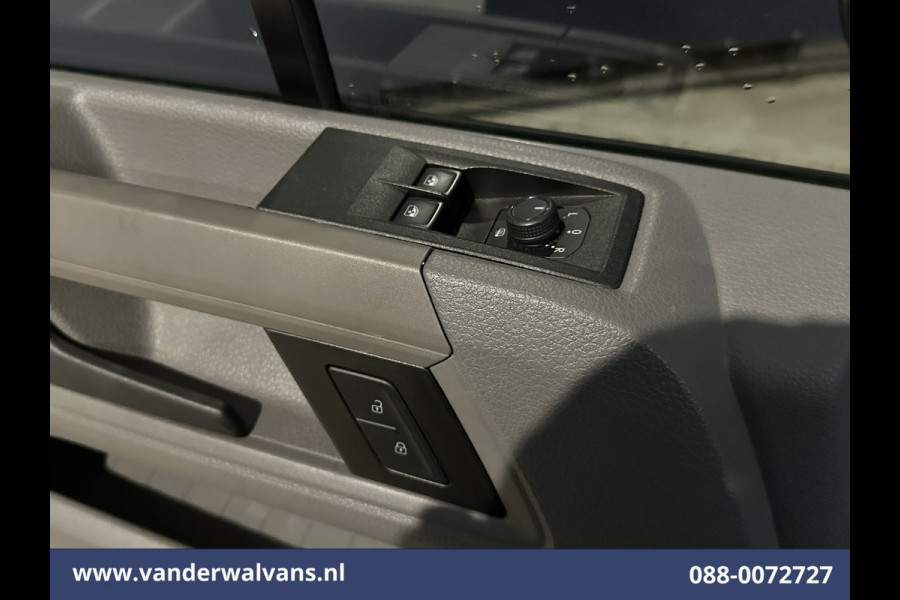 Volkswagen Crafter 2.0 TDI 141pk L3H2 L2H1 Euro6 Airco | Apple Carplay | Android Auto | Cruisecontrol Parkeersensoren, Bijrijdersbank, 3000kg trekvermogen