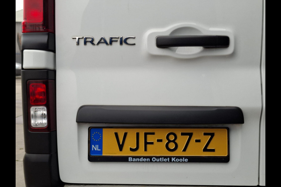 Renault Trafic 2.0 dCi 145 T27 L1H1 Comfort AUTOMAAT / IMPERIAL / NAVI / KASTEN INRICHTING / TREKHAAK