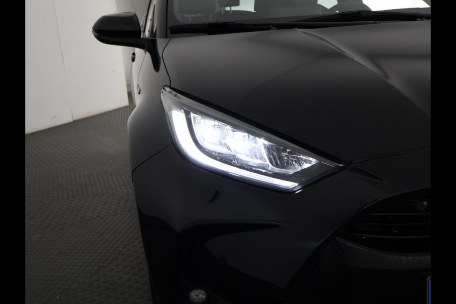 Toyota Yaris 1.5 Hybrid Executive | JBL speakers | Headup display| Leder interieur | Stoelverwarming