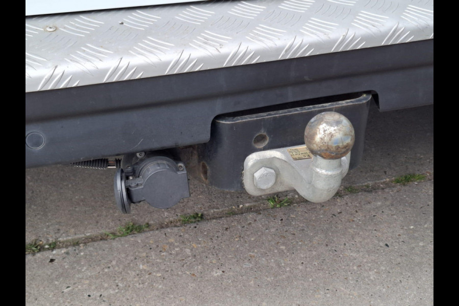 Renault Trafic 2.0 dCi 145 T27 L1H1 Comfort AUTOMAAT / IMPERIAL / NAVI / KASTEN INRICHTING / TREKHAAK