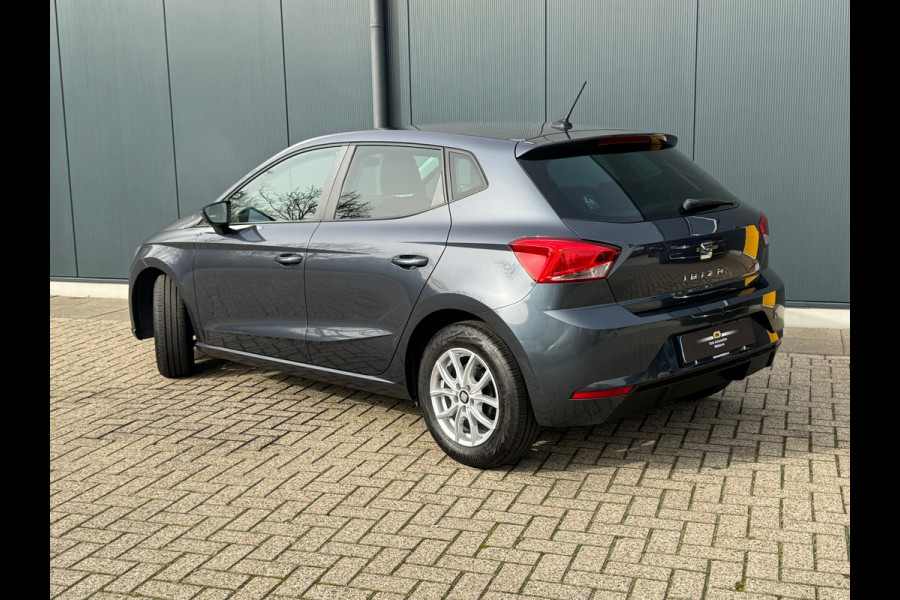 Seat Ibiza 1.0 TSI Style * Navigatie * Camera * Climate Control * Cruise * Licht metaal *