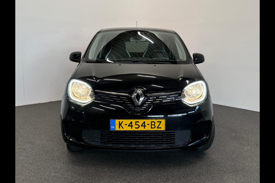 Renault Twingo 1.0 SCe Intens Navigatie Apple Carplay/Android Auto Parkeersensoren achter Cruise Control Climate Control Half leder Lichtmetalen velgen