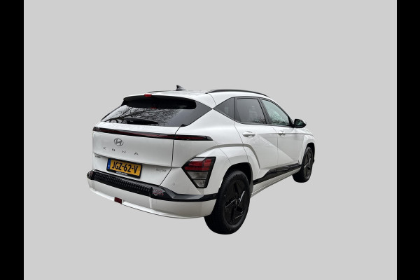 Hyundai KONA ELECTRIC Long Range Pure Edition 64.8 kWh Stoel / stuur verwarming | Adaptive cruise-control | Achteruitcamera / parkeersensoren rondom