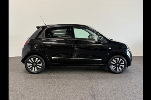 Renault Twingo 1.0 SCe Intens Navigatie Apple Carplay/Android Auto Parkeersensoren achter Cruise Control Climate Control Half leder Lichtmetalen velgen