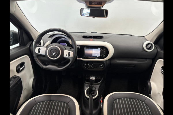 Renault Twingo 1.0 SCe Intens Navigatie Apple Carplay/Android Auto Parkeersensoren achter Cruise Control Climate Control Half leder Lichtmetalen velgen