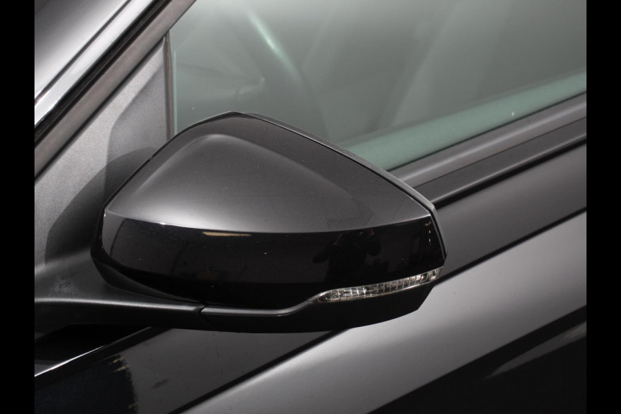 Volkswagen Polo 1.0 TSI Life | Navigatie | Digitale Cockpit | Airco | Parkeer sensoren V+A | LED | Lichtmetalen Velgen | Bluetooth | Limitter