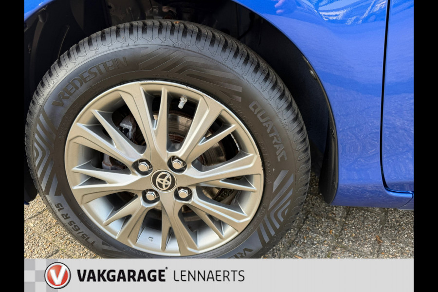 Toyota Yaris 1.0 VVT-i Design Rijklaarprijs / 12 mnd Bovag garantie