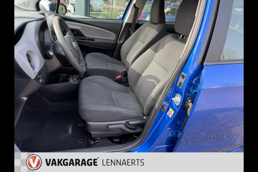 Toyota Yaris 1.0 VVT-i Design Rijklaarprijs / 12 mnd Bovag garantie