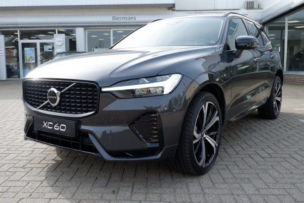 Volvo XC60 2.0 T8 Plus Dark / INCL. 12 mnd BOVAG / Full Option / Luchtverin