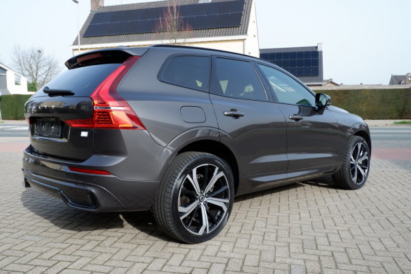 Volvo XC60 2.0 T8 Plus Dark / INCL. 12 mnd BOVAG / Full Option / Luchtverin
