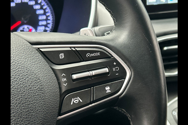 Hyundai Santa Fe 1.6 T-GDI PHEV 7 Persoons Carplay Adaptive-cruise Leder Camera Krell audio
