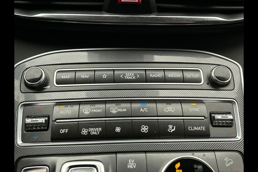Hyundai Santa Fe 1.6 T-GDI PHEV 7 Persoons Carplay Adaptive-cruise Leder Camera Krell audio