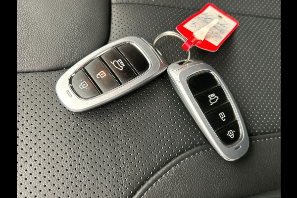 Hyundai Santa Fe 1.6 T-GDI PHEV 7 Persoons Carplay Adaptive-cruise Leder Camera Krell audio