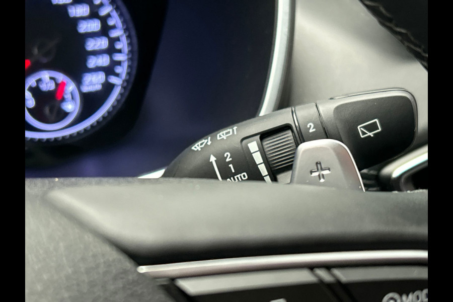 Hyundai Santa Fe 1.6 T-GDI PHEV 7 Persoons Carplay Adaptive-cruise Leder Camera Krell audio