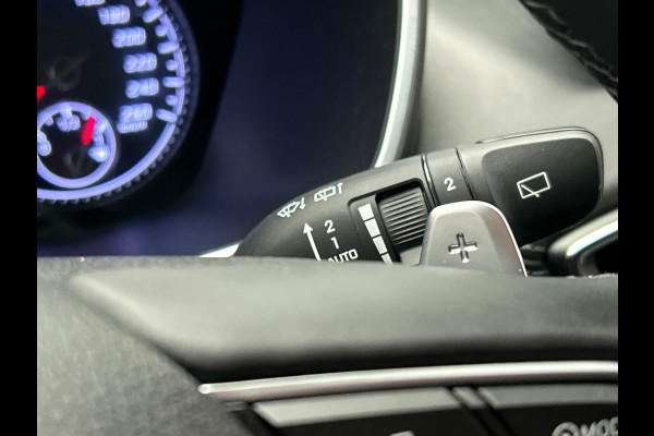 Hyundai Santa Fe 1.6 T-GDI PHEV 7 Persoons Carplay Adaptive-cruise Leder Camera Krell audio