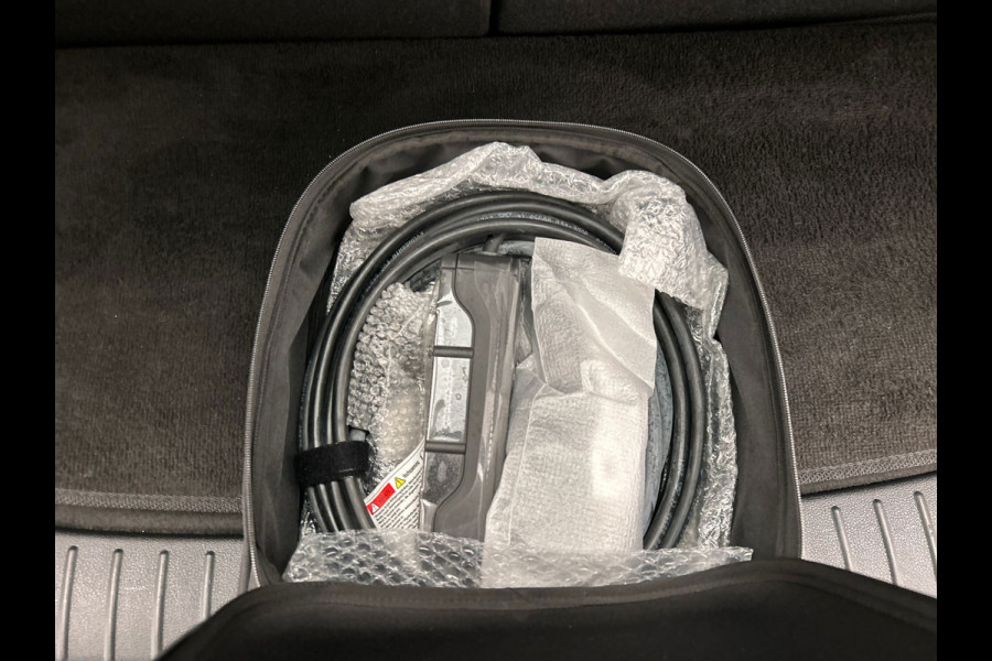 Hyundai Santa Fe 1.6 T-GDI PHEV 7 Persoons Carplay Adaptive-cruise Leder Camera Krell audio