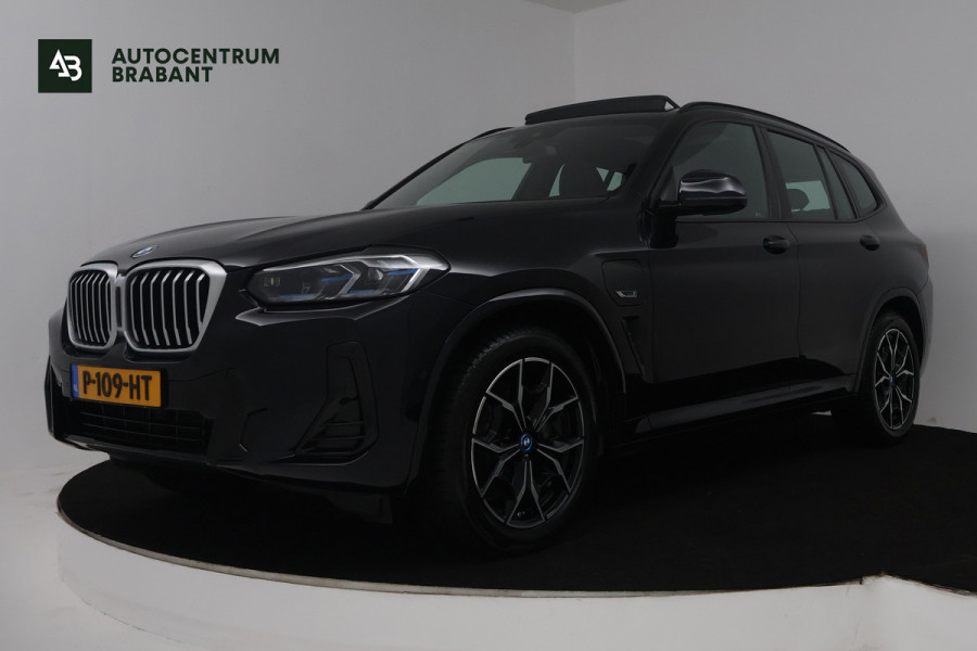 BMW X3 XDrive30e Business Edition Plus M-Sport ( SOH 92%, PANORAMADAK, TREKHAAK, SFEERVERLICHTING, DEALER ONDERHOUDEN)