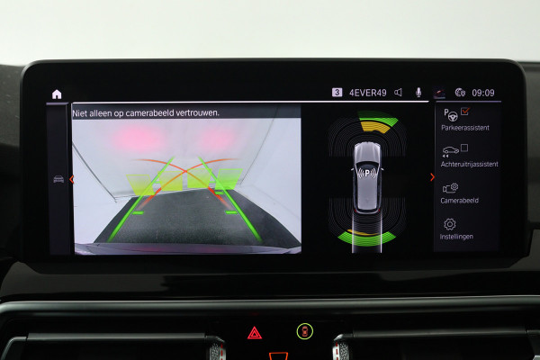 BMW X3 XDrive30e Business Edition Plus M-Sport ( SOH 92%, PANORAMADAK, TREKHAAK, SFEERVERLICHTING, DEALER ONDERHOUDEN)