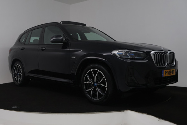 BMW X3 XDrive30e Business Edition Plus M-Sport ( SOH 92%, PANORAMADAK, TREKHAAK, SFEERVERLICHTING, DEALER ONDERHOUDEN)