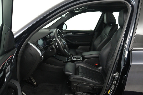 BMW X3 XDrive30e Business Edition Plus M-Sport ( SOH 92%, PANORAMADAK, TREKHAAK, SFEERVERLICHTING, DEALER ONDERHOUDEN)